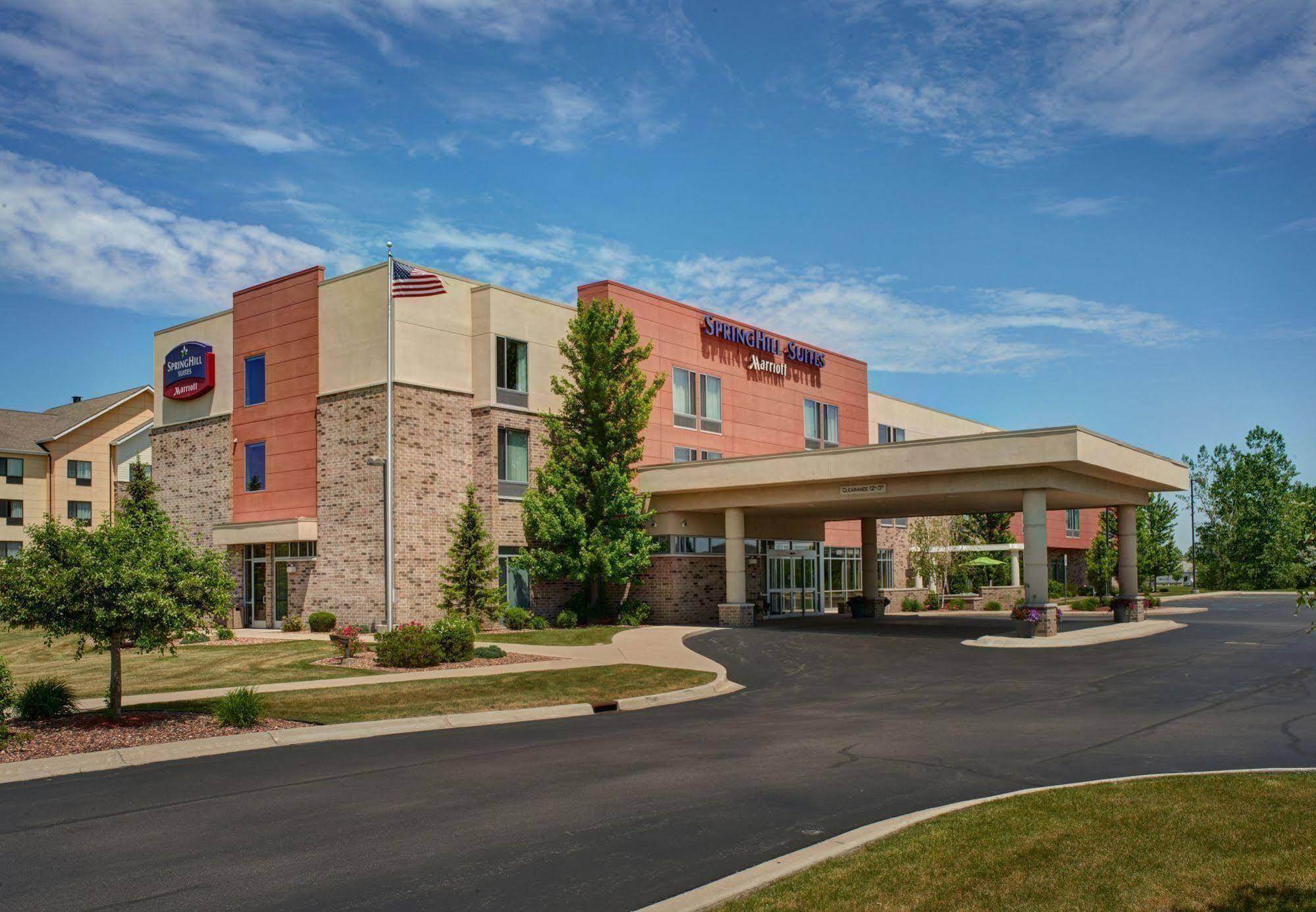 Springhill Suites By Marriott Saginaw Exterior photo